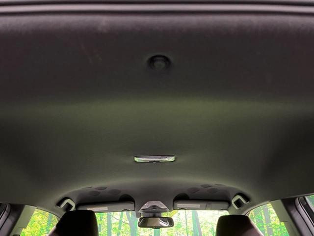 Ｃ－ＨＲ Ｇ　ＳＤナビ　バックカメラ　衝突被害軽減システム　レーダークルーズ　禁煙車　ハーフレザーシート　コーナーセンサー　スマートキー　ＬＥＤヘッド　ＥＴＣ　純正１８インチアルミ　オートハイビーム　車線逸脱警報（58枚目）