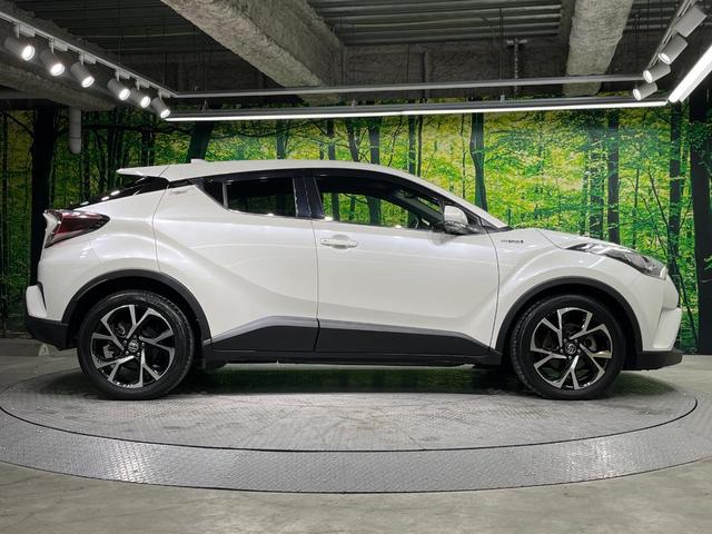 Ｃ－ＨＲ Ｇ　ＳＤナビ　バックカメラ　衝突被害軽減システム　レーダークルーズ　禁煙車　ハーフレザーシート　コーナーセンサー　スマートキー　ＬＥＤヘッド　ＥＴＣ　純正１８インチアルミ　オートハイビーム　車線逸脱警報（62枚目）