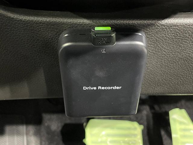 フロンクス ベースグレード 全周囲カメラ 衝突被害軽減システム レザーシート ドラレコ コーナーセンサー スマートキー LEDヘッド ETC 純正16インチアルミ 車線逸脱警報 オートライト オートエアコン Bluetooth(25枚目)