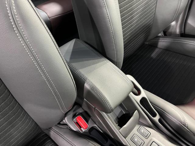 フロンクス ベースグレード 全周囲カメラ 衝突被害軽減システム レザーシート ドラレコ コーナーセンサー スマートキー LEDヘッド ETC 純正16インチアルミ 車線逸脱警報 オートライト オートエアコン Bluetooth(45枚目)