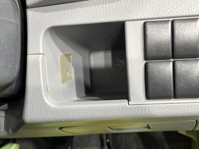 ワゴンR FXリミテッドII スマートキー 純正14インチアルミ オートエアコン CD 電動格納ミラー シートアンダーボックス プライバシーガラス ドアバイザー(25枚目)