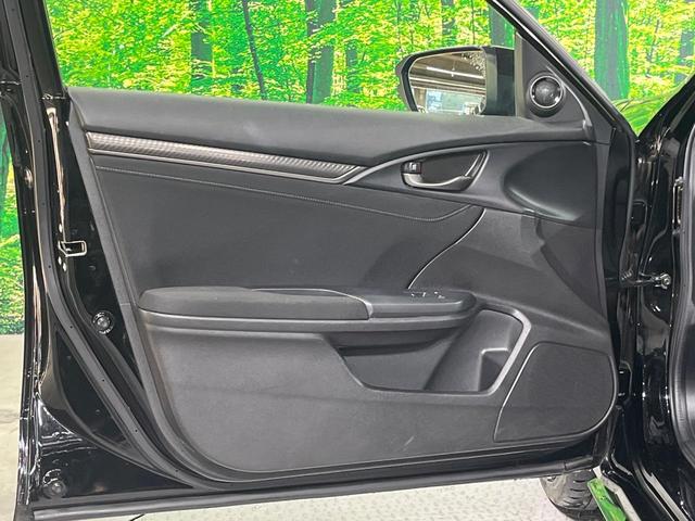 シビック ハッチバック　ホンダセンシング　純正ＳＤナビ　バックカメラ　衝突被害軽減システム　レーダークルーズ　ドラレコ　スマートキー　ＬＥＤヘッド　ビルトインＥＴＣ　純正１８インチアルミ　オートライト　オートエアコン　Ｂｌｕｅｔｏｏｔｈ（28枚目）