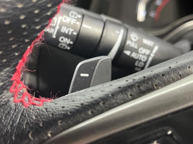 シビック ハッチバック　ホンダセンシング　純正ＳＤナビ　バックカメラ　衝突被害軽減システム　レーダークルーズ　ドラレコ　スマートキー　ＬＥＤヘッド　ビルトインＥＴＣ　純正１８インチアルミ　オートライト　オートエアコン　Ｂｌｕｅｔｏｏｔｈ（39枚目）