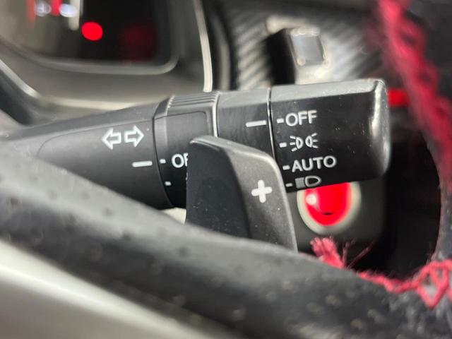 シビック ハッチバック　ホンダセンシング　純正ＳＤナビ　バックカメラ　衝突被害軽減システム　レーダークルーズ　ドラレコ　スマートキー　ＬＥＤヘッド　ビルトインＥＴＣ　純正１８インチアルミ　オートライト　オートエアコン　Ｂｌｕｅｔｏｏｔｈ（40枚目）