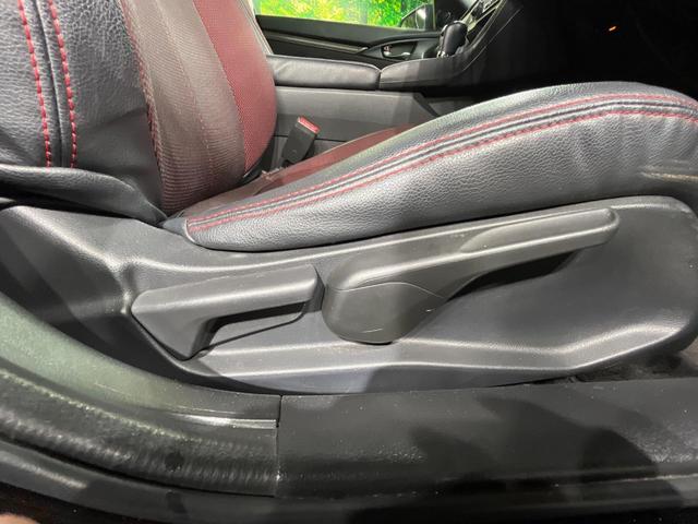 シビック ハッチバック　ホンダセンシング　純正ＳＤナビ　バックカメラ　衝突被害軽減システム　レーダークルーズ　ドラレコ　スマートキー　ＬＥＤヘッド　ビルトインＥＴＣ　純正１８インチアルミ　オートライト　オートエアコン　Ｂｌｕｅｔｏｏｔｈ（55枚目）