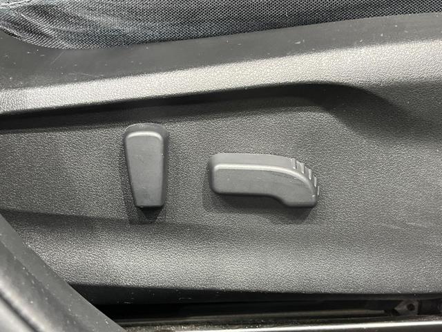 インプレッサスポーツ 2.0i-Sアイサイト 禁煙車 純正8インチナビ バックカメラ アイサイトコアテクノロジー レーダークルーズコントロール LEDヘッド 前席パワーシート 電動パーキングブレーキ ETC ドラレコ OP純正18インチAW(6枚目)