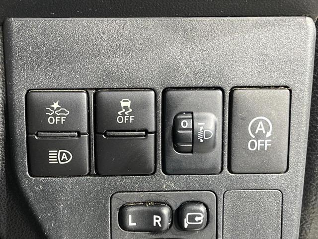 ハイゼットカーゴ デッキバンＧ　ＳＡＩＩＩ　ＳＤナビ　衝突被害軽減システム　禁煙車　コーナーセンサー　ＬＥＤヘッド　ＥＴＣ　オートハイビーム　ＣＤ　ＤＶＤ再生　地デジ　ＬＥＤフォグ（4枚目）
