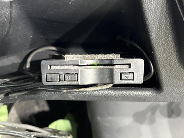 ハイゼットカーゴ デッキバンＧ　ＳＡＩＩＩ　ＳＤナビ　衝突被害軽減システム　禁煙車　コーナーセンサー　ＬＥＤヘッド　ＥＴＣ　オートハイビーム　ＣＤ　ＤＶＤ再生　地デジ　ＬＥＤフォグ（5枚目）