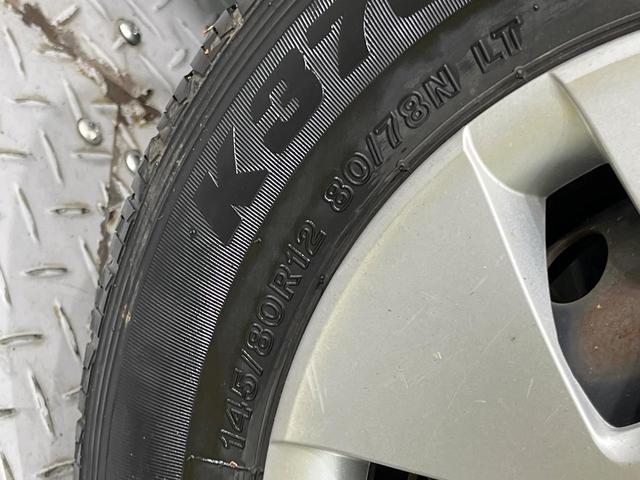 ハイゼットカーゴ デッキバンＧ　ＳＡＩＩＩ　ＳＤナビ　衝突被害軽減システム　禁煙車　コーナーセンサー　ＬＥＤヘッド　ＥＴＣ　オートハイビーム　ＣＤ　ＤＶＤ再生　地デジ　ＬＥＤフォグ（32枚目）