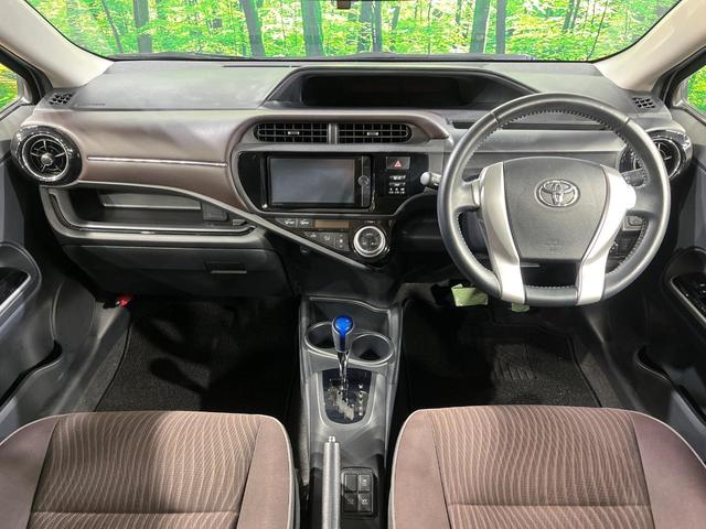 アクア Ｇ　バックカメラ　禁煙車　スマートキー　クルコン　純正１５インチアルミ　オートライト　オートエアコン　Ｂｌｕｅｔｏｏｔｈ　フルセグ（2枚目）