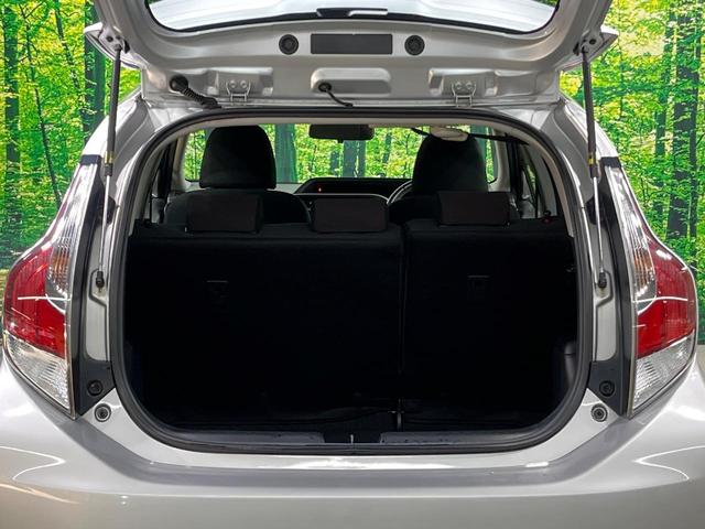 アクア Ｇ　バックカメラ　禁煙車　スマートキー　クルコン　純正１５インチアルミ　オートライト　オートエアコン　Ｂｌｕｅｔｏｏｔｈ　フルセグ（10枚目）