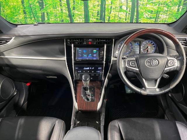 ハリアー プレミアム ムーンルーフ SDナビ バックカメラ セーフティセンス レーダークルーズ 禁煙車 電動リアゲート ハーフレザーシート パワーシート コーナーセンサー スマートキー LEDヘッド 純正18インチアルミ(2枚目)