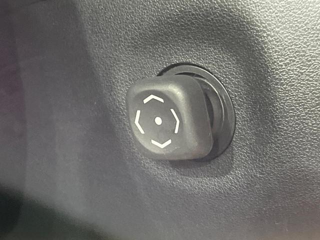 ハリアー プレミアム ムーンルーフ SDナビ バックカメラ セーフティセンス レーダークルーズ 禁煙車 電動リアゲート ハーフレザーシート パワーシート コーナーセンサー スマートキー LEDヘッド 純正18インチアルミ(58枚目)