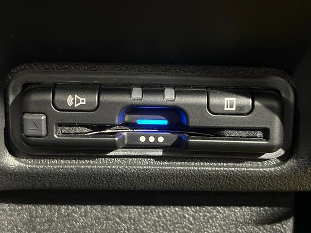Ｎ－ＢＯＸカスタム ベースグレード　電動スライドドア　バックカメラ　衝突被害軽減システム　禁煙車　ドラレコ　コーナーセンサー　スマートキー　ＬＥＤヘッド　ビルトインＥＴＣ　純正１４インチアルミ　オートライト　オートエアコン（33枚目）