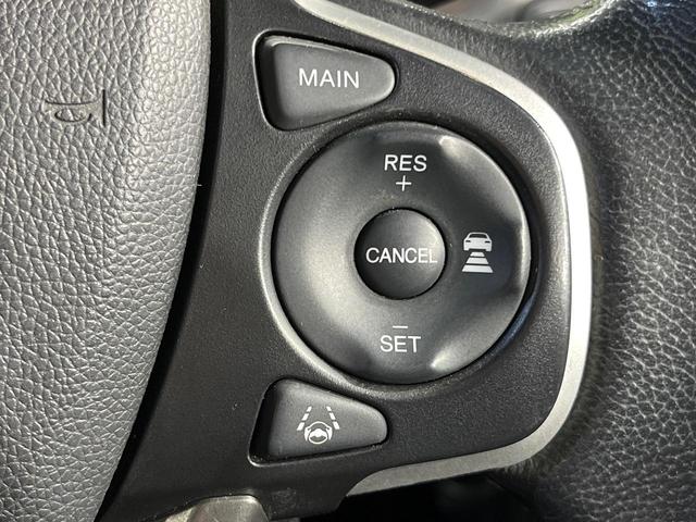 �y�A�_�v�e�B�u�N���[�Y�R���g���[���z�������H�ł̒��������s���y�ɁI�I�����ő��x��ۂN���[�Y�R���g���[�����A�Փˌy���V�X�e���ƘA�g���A�O���̎ԗ������m���ĎԊԂ�ۂ悤�ɑ��x���߂��Ă���܂��I�I