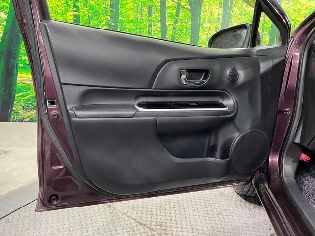 アクア G 純正SDナビ バックカメラ 衝突被害軽減システム 禁煙車 スマートキー ビルトインETC クルコン オートハイビーム オートライト オートエアコン Bluetooth CD フルセグ(47枚目)