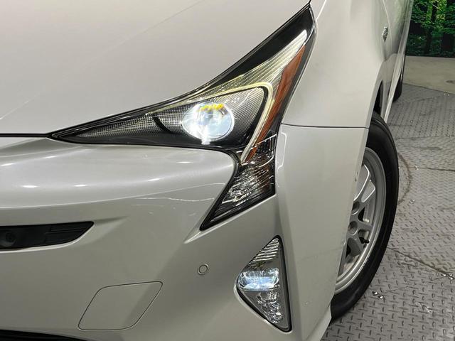 プリウス Ｓセーフティプラス　純正ＳＤナビ　バックカメラ　衝突軽減　レーダークルーズ　禁煙車　ドラレコ　コーナーセンサー　ヘッドアップディスプレイ　スマートキー　ＬＥＤヘッド　ＥＴＣ　純正１５インチアルミ　オートハイビーム（12枚目）