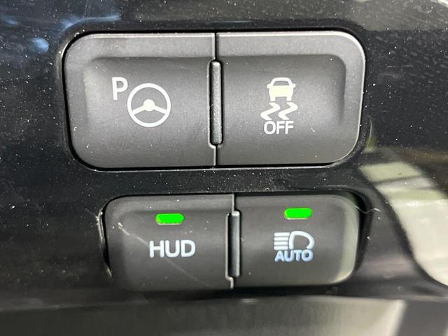 プリウス Ｓセーフティプラス　純正ＳＤナビ　バックカメラ　衝突軽減　レーダークルーズ　禁煙車　ドラレコ　コーナーセンサー　ヘッドアップディスプレイ　スマートキー　ＬＥＤヘッド　ＥＴＣ　純正１５インチアルミ　オートハイビーム（32枚目）