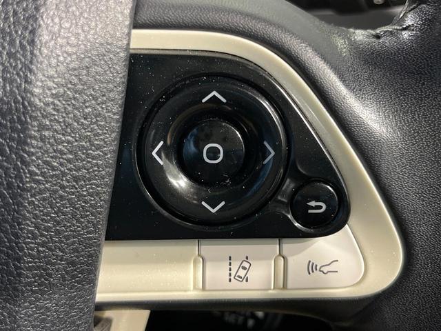 プリウス Ｓセーフティプラス　純正ＳＤナビ　バックカメラ　衝突軽減　レーダークルーズ　禁煙車　ドラレコ　コーナーセンサー　ヘッドアップディスプレイ　スマートキー　ＬＥＤヘッド　ＥＴＣ　純正１５インチアルミ　オートハイビーム（37枚目）