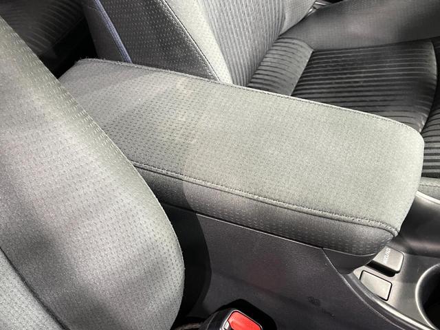 プリウス Ｓセーフティプラス　純正ＳＤナビ　バックカメラ　衝突軽減　レーダークルーズ　禁煙車　ドラレコ　コーナーセンサー　ヘッドアップディスプレイ　スマートキー　ＬＥＤヘッド　ＥＴＣ　純正１５インチアルミ　オートハイビーム（47枚目）