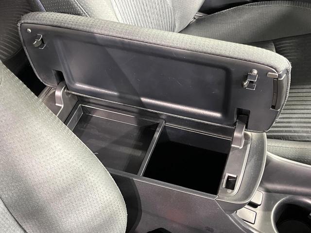 プリウス Ｓセーフティプラス　純正ＳＤナビ　バックカメラ　衝突軽減　レーダークルーズ　禁煙車　ドラレコ　コーナーセンサー　ヘッドアップディスプレイ　スマートキー　ＬＥＤヘッド　ＥＴＣ　純正１５インチアルミ　オートハイビーム（48枚目）