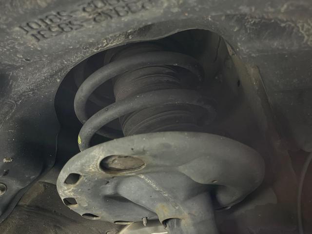 ヴォクシー ＺＳ　煌ＩＩ　両側電動スライド　ＢＩＧ－Ｘ１１インチナビ　ＡＬＰＩＮＥ後席モニター　バックカメラ　衝突被害軽減システム　禁煙車　コーナーセンサー　スマートキー　ＬＥＤヘッド　ＥＴＣ　クルコン（21枚目）