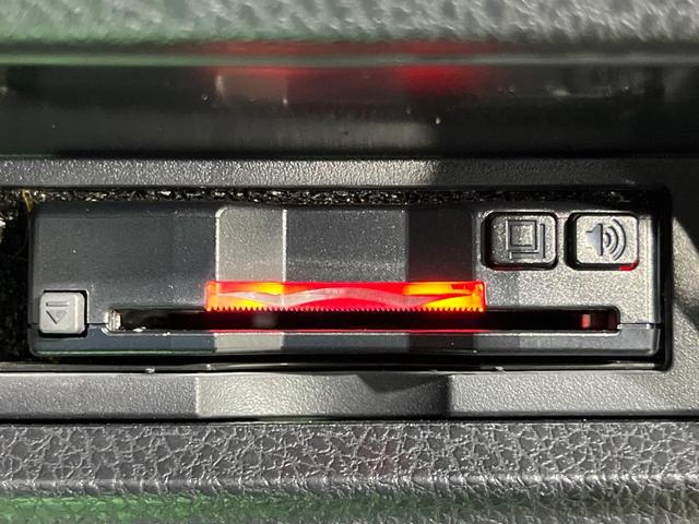 ヴォクシー ＺＳ　煌ＩＩ　両側電動スライド　ＢＩＧ－Ｘ１１インチナビ　ＡＬＰＩＮＥ後席モニター　バックカメラ　衝突被害軽減システム　禁煙車　コーナーセンサー　スマートキー　ＬＥＤヘッド　ＥＴＣ　クルコン（43枚目）