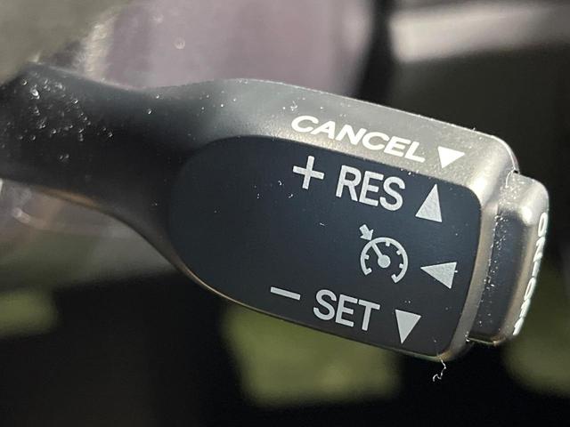 ヴォクシー ＺＳ　煌ＩＩ　両側電動スライド　ＢＩＧ－Ｘ１１インチナビ　ＡＬＰＩＮＥ後席モニター　バックカメラ　衝突被害軽減システム　禁煙車　コーナーセンサー　スマートキー　ＬＥＤヘッド　ＥＴＣ　クルコン（49枚目）