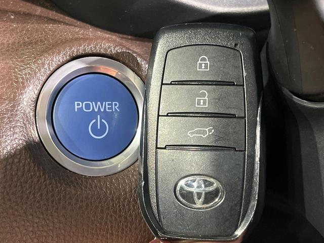 ヤリスクロス ハイブリッドＺ　全周囲カメラ　衝突被害軽減システム　レーダークルーズ　禁煙車　パワーシート　ドラレコ　コーナーセンサー　スマートキー　ＬＥＤヘッド　ビルトインＥＴＣ　純正１８インチアルミ　オートハイビーム（29枚目）