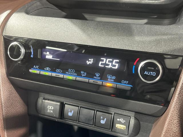 ヤリスクロス ハイブリッドＺ　全周囲カメラ　衝突被害軽減システム　レーダークルーズ　禁煙車　パワーシート　ドラレコ　コーナーセンサー　スマートキー　ＬＥＤヘッド　ビルトインＥＴＣ　純正１８インチアルミ　オートハイビーム（44枚目）