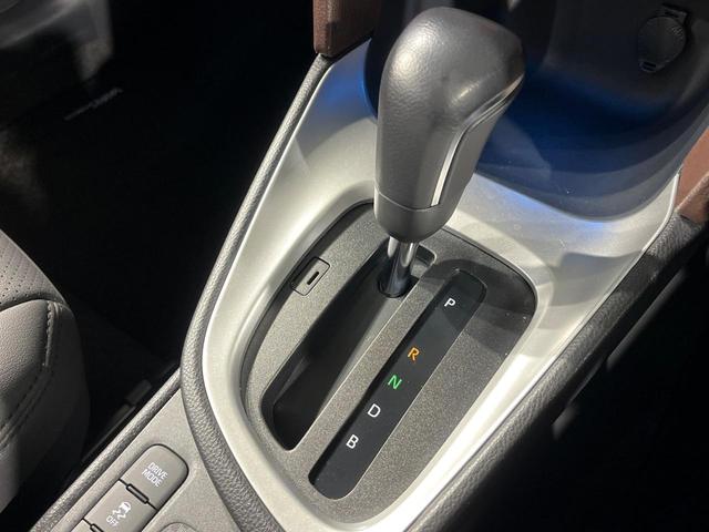 ヤリスクロス ハイブリッドＺ　全周囲カメラ　衝突被害軽減システム　レーダークルーズ　禁煙車　パワーシート　ドラレコ　コーナーセンサー　スマートキー　ＬＥＤヘッド　ビルトインＥＴＣ　純正１８インチアルミ　オートハイビーム（50枚目）