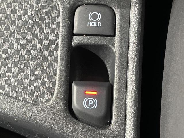 ヤリスクロス ハイブリッドＺ　全周囲カメラ　衝突被害軽減システム　レーダークルーズ　禁煙車　パワーシート　ドラレコ　コーナーセンサー　スマートキー　ＬＥＤヘッド　ビルトインＥＴＣ　純正１８インチアルミ　オートハイビーム（51枚目）