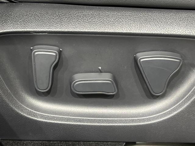 ヤリスクロス ハイブリッドＺ　全周囲カメラ　衝突被害軽減システム　レーダークルーズ　禁煙車　パワーシート　ドラレコ　コーナーセンサー　スマートキー　ＬＥＤヘッド　ビルトインＥＴＣ　純正１８インチアルミ　オートハイビーム（56枚目）