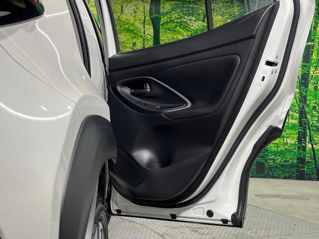 ヤリスクロス ハイブリッドＺ　全周囲カメラ　衝突被害軽減システム　レーダークルーズ　禁煙車　パワーシート　ドラレコ　コーナーセンサー　スマートキー　ＬＥＤヘッド　ビルトインＥＴＣ　純正１８インチアルミ　オートハイビーム（59枚目）