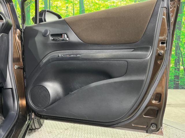 シエンタ ハイブリッドG クエロ 両側電動ドア 純正SDナビ 全周囲カメラ 衝突被害軽減システム レーダークルーズ 禁煙車 ハーフレザーシート ドラレコ コーナーセンサー スマートキー LEDヘッド ビルトインETC(37枚目)