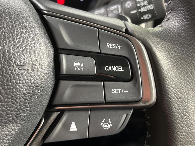 �y�A�_�v�e�B�u�N���[�Y�R���g���[���z�������H�ł̒��������s���y�ɁI�I�����ő��x��ۂN���[�Y�R���g���[�����A�Փˌy���V�X�e���ƘA�g���A�O���̎ԗ������m���ĎԊԂ�ۂ悤�ɑ��x���߂��Ă���܂��I�I