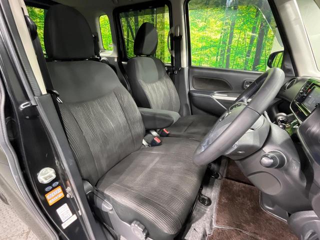 デイズルークス ハイウェイスター　ターボ　両側電動ドア　純正ＳＤナビ　全周囲カメラ　衝突被害軽減システム　禁煙車　コーナーセンサー　スマートキー　ＨＩＤヘッド　純正１５インチアルミ　オートエアコン　Ｂｌｕｅｔｏｏｔｈ　ＣＤ　ＤＶＤ再生（8枚目）