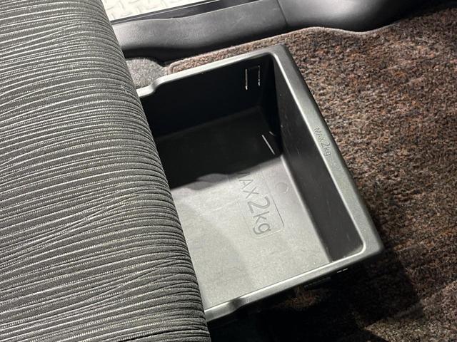 デイズルークス ハイウェイスター　ターボ　両側電動ドア　純正ＳＤナビ　全周囲カメラ　衝突被害軽減システム　禁煙車　コーナーセンサー　スマートキー　ＨＩＤヘッド　純正１５インチアルミ　オートエアコン　Ｂｌｕｅｔｏｏｔｈ　ＣＤ　ＤＶＤ再生（61枚目）