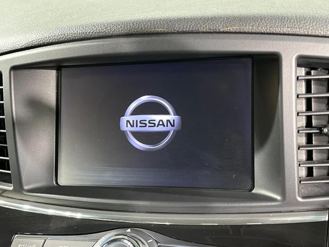 �y���[�J�[�����i�r�z�C���e���A�ɗn�����ރX�^�C���b�V���ȁu��p�݌v�v���[�J�[�i�r�𑕔��􎋔F���⑀�쐫�ȂǊ�{���\�ɂ��D��A���㎿�ȃJ�[���C�t�����y���݂��������܂��B