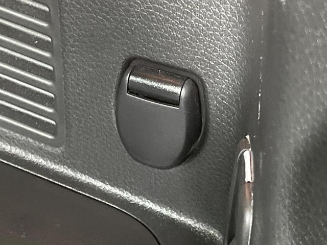 エクストレイル 20X 4WD 純正SDナビ 全周囲カメラ 衝突被害軽減システム 禁煙車 電動リアゲート ドラレコ コーナーセンサー スマートキー LEDヘッド ビルトインETC 純正16インチアルミ 車線逸脱警報(41枚目)