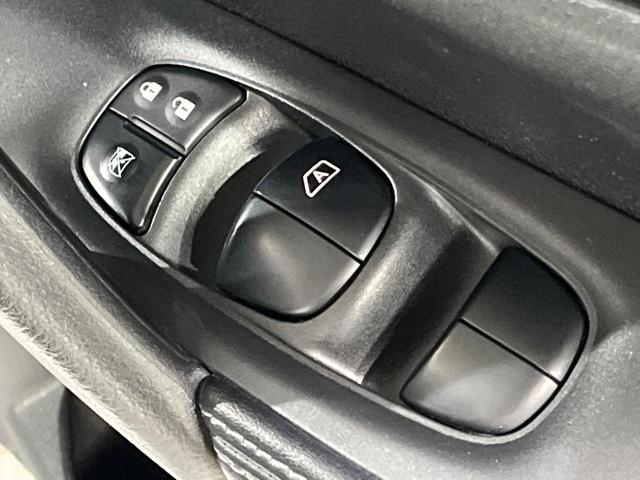 エクストレイル 20X 4WD 純正SDナビ 全周囲カメラ 衝突被害軽減システム 禁煙車 電動リアゲート ドラレコ コーナーセンサー スマートキー LEDヘッド ビルトインETC 純正16インチアルミ 車線逸脱警報(60枚目)