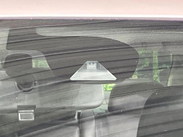 ティアナ XV 純正SDナビ 全周囲カメラ 衝突被害軽減システム 禁煙車 電動リアゲート レザーシート 前席シートエアコン コーナーセンサー スマートキー HIDヘッド ビルトインETC クルコン(5枚目)