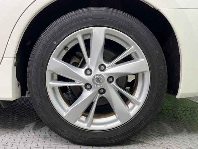 ティアナ XV 純正SDナビ 全周囲カメラ 衝突被害軽減システム 禁煙車 電動リアゲート レザーシート 前席シートエアコン コーナーセンサー スマートキー HIDヘッド ビルトインETC クルコン(28枚目)