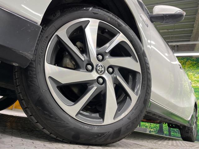 アクア X-アーバン ソリッド バックカメラ 衝突被害軽減システム 禁煙車 ハーフレザーシート スマートキー LEDヘッド ETC 純正16インチアルミ オートハイビーム 車線逸脱警報 オートライト オートエアコン(13枚目)