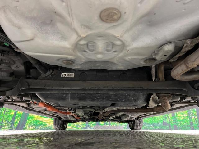 アクア X-アーバン ソリッド バックカメラ 衝突被害軽減システム 禁煙車 ハーフレザーシート スマートキー LEDヘッド ETC 純正16インチアルミ オートハイビーム 車線逸脱警報 オートライト オートエアコン(19枚目)