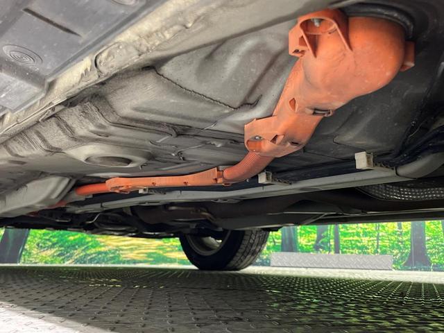 アクア X-アーバン ソリッド バックカメラ 衝突被害軽減システム 禁煙車 ハーフレザーシート スマートキー LEDヘッド ETC 純正16インチアルミ オートハイビーム 車線逸脱警報 オートライト オートエアコン(22枚目)