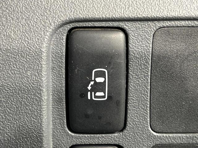 タント カスタムＸリミテッド　電動スライドドア　禁煙車　スマートキー　ＨＩＤヘッド　純正１４インチアルミ　オートエアコン　ＣＤ　電動格納ミラー　プライバシーガラス　盗難防止システム　衝突安全ボディー　トラクションコントロール（3枚目）