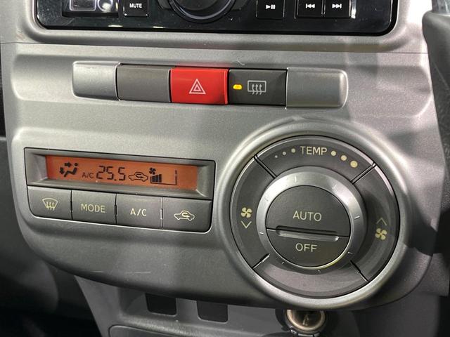 タント カスタムＸリミテッド　電動スライドドア　禁煙車　スマートキー　ＨＩＤヘッド　純正１４インチアルミ　オートエアコン　ＣＤ　電動格納ミラー　プライバシーガラス　盗難防止システム　衝突安全ボディー　トラクションコントロール（4枚目）