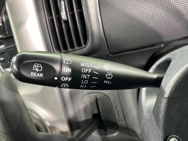 タント カスタムＸリミテッド　電動スライドドア　禁煙車　スマートキー　ＨＩＤヘッド　純正１４インチアルミ　オートエアコン　ＣＤ　電動格納ミラー　プライバシーガラス　盗難防止システム　衝突安全ボディー　トラクションコントロール（30枚目）