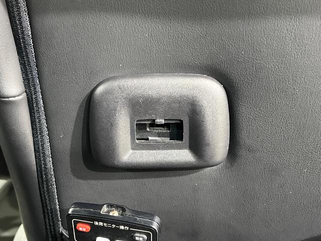 セレナ ｅ－パワー　ハイウェイスターＶ　両側電動ドア　全周囲カメラ　衝突被害軽減システム　レーダークルーズ　禁煙車　ハーフレザーシート　ドラレコ　コーナーセンサー　スマートキー　ＬＥＤヘッド　ビルトインＥＴＣ　純正１６インチアルミ（56枚目）